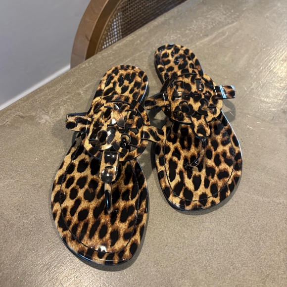 Tory Burch Miller Patent Sandal - Picture 5 of 7